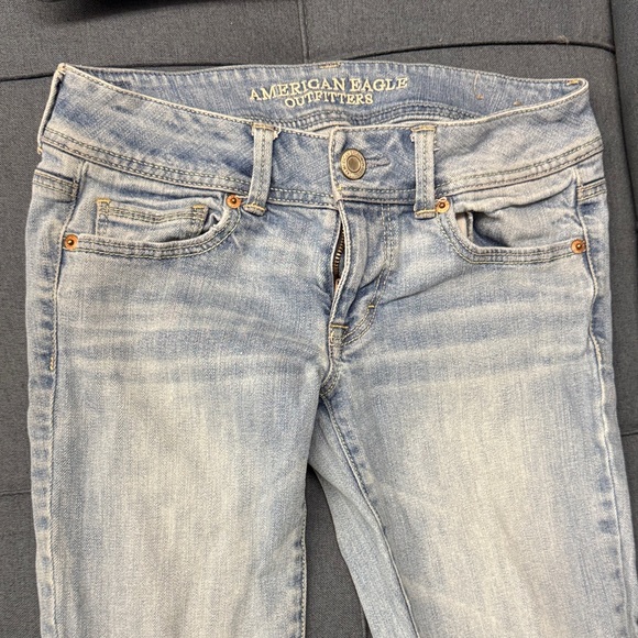 AEO American Eagle Outfitters Light Blue Boot Cut Kick Boot Stretch Blue Jeans - Picture 3 of 12